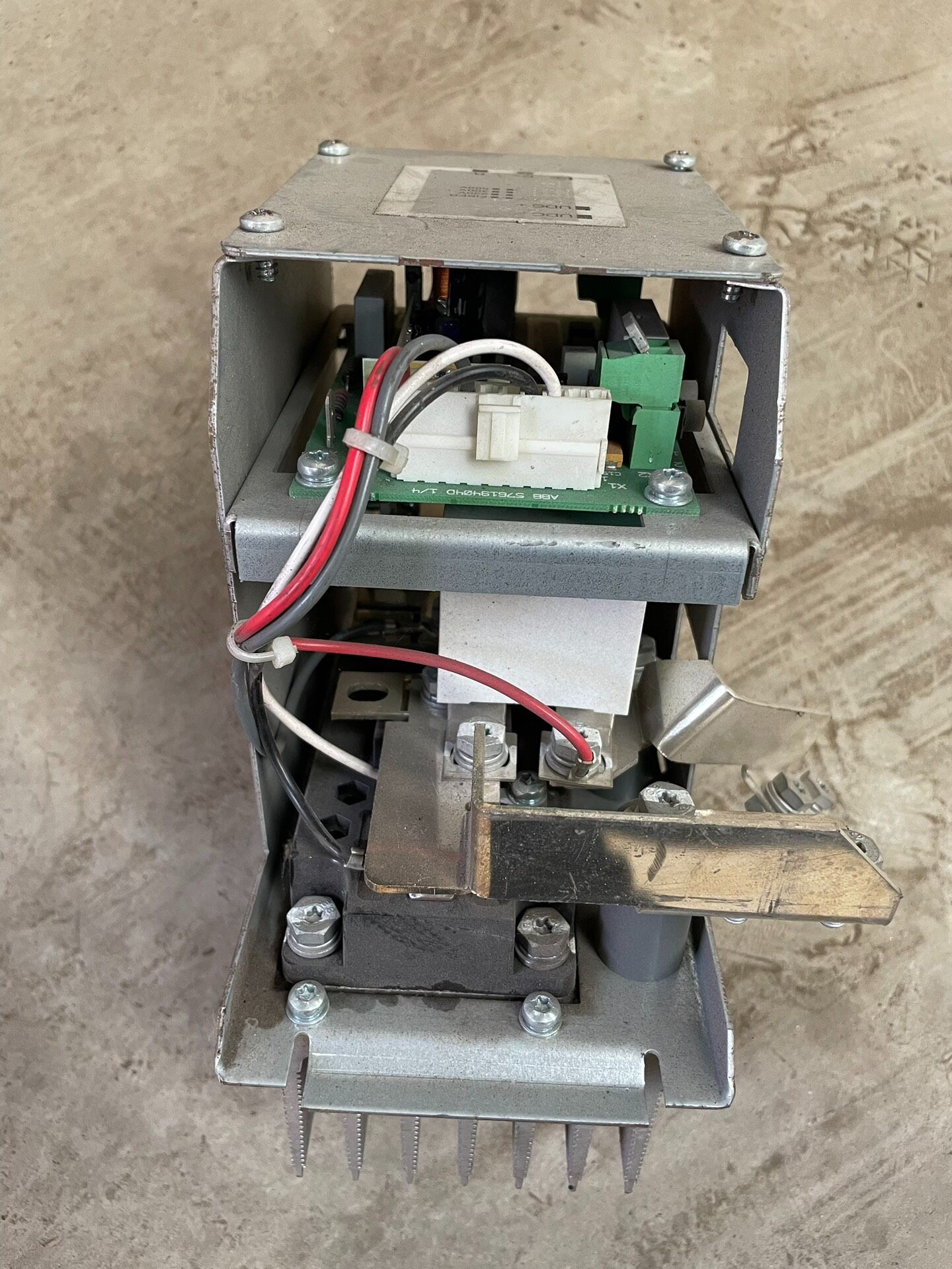 Modul Pengereman NBRA-657C unt - Vfd With Brake Resistor ulasan dan harga